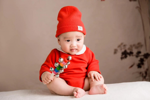 昌吉宝宝几个月戴银手镯好 昌吉宝宝几个月戴银手镯好